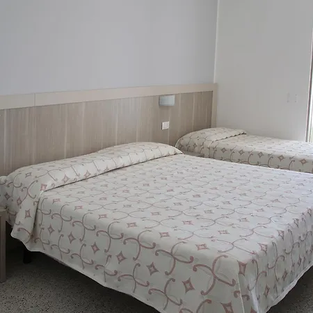 Annita Hotel 3*